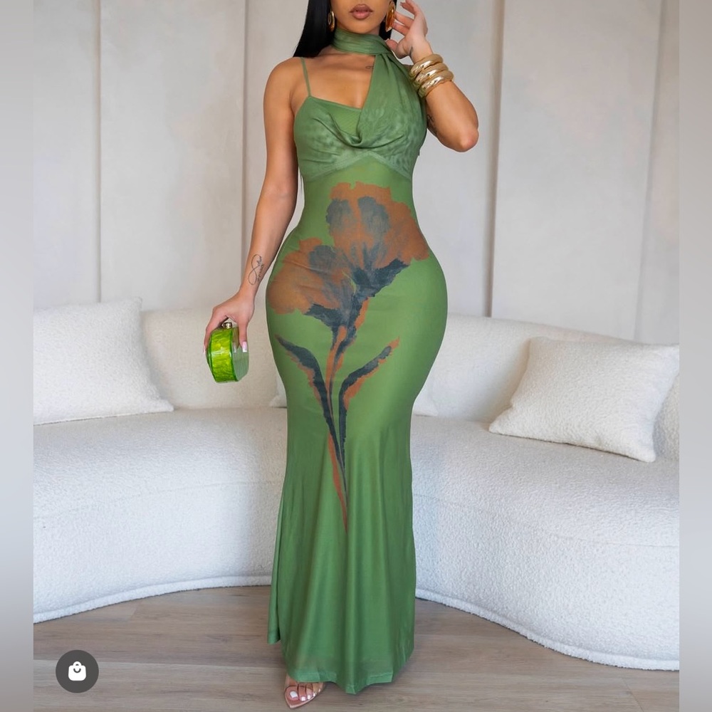 Green maxi dress with removable halter
